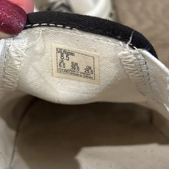 Vans Black and White Slip-On Shoes - Picture 3 of 3